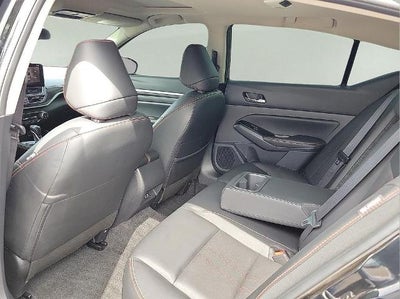 2025 Nissan Altima SR FWD