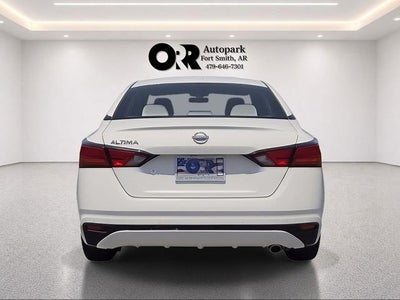 2025 Nissan Altima SV FWD