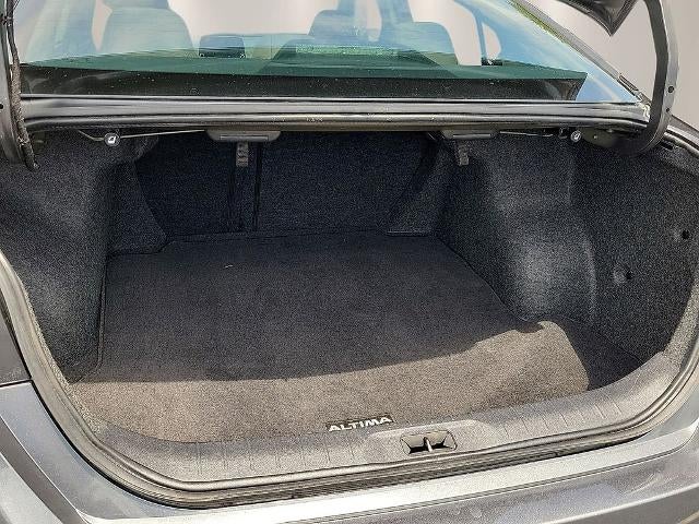 2023 Nissan Altima 2.5 SV Sedan