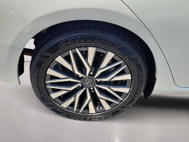 2024 Nissan Altima 2.5 SV Sedan