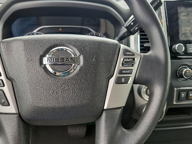 2021 Nissan Titan 4x4 Crew Cab SV