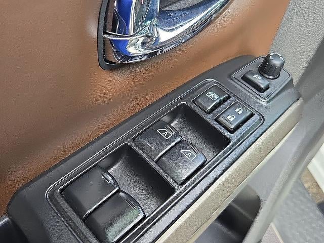2021 Nissan Titan 4x4 Crew Cab Platinum Reserve