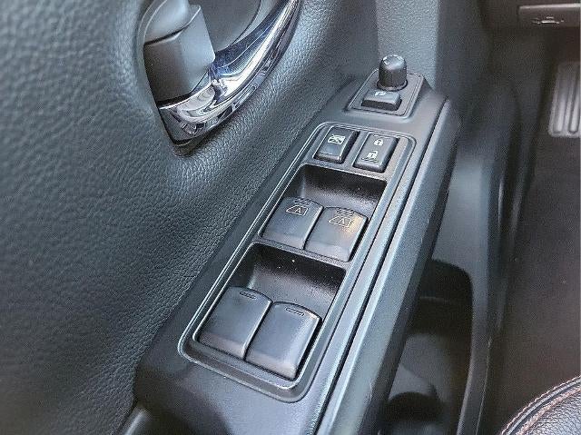 2023 Nissan Titan 4x4 Crew Cab PRO-4X