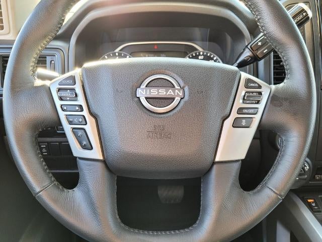 2024 Nissan Titan 4x4 Crew Cab SV