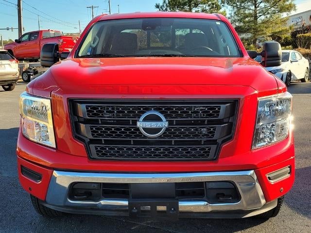 2024 Nissan Titan 4x4 Crew Cab SV