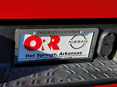 2024 Nissan Titan 4x4 Crew Cab SV