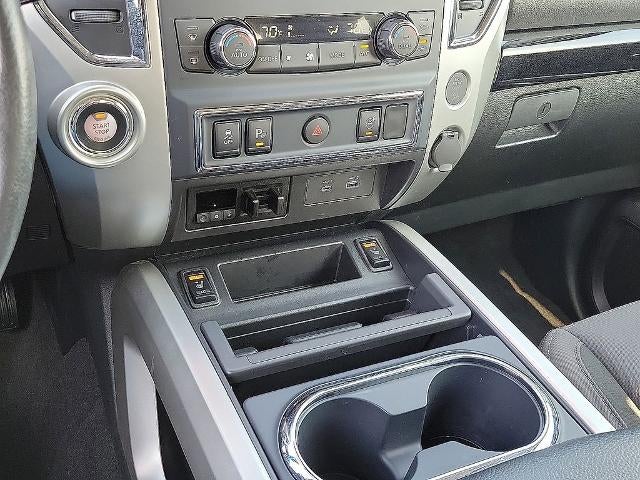 2024 Nissan Titan 4x2 Crew Cab SV