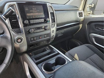 2024 Nissan Titan 4x2 Crew Cab SV