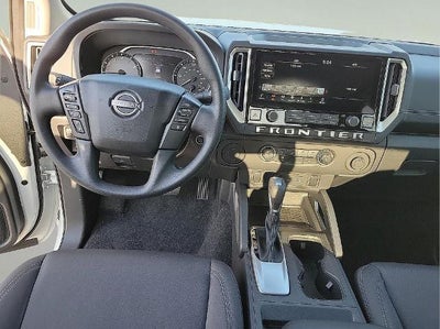 2025 Nissan Frontier King Cab 4x2 SV