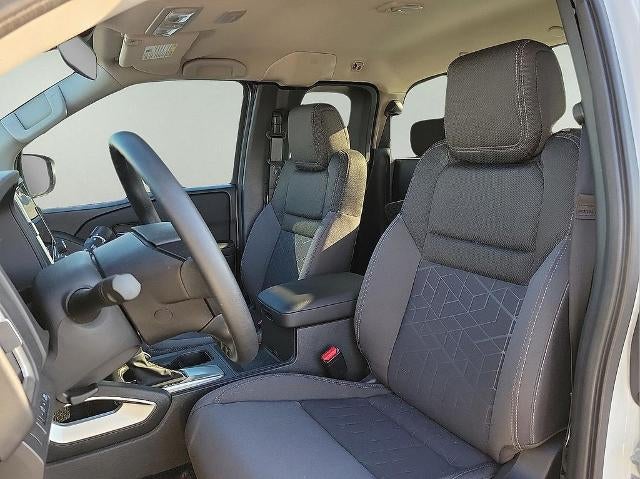 2025 Nissan Frontier King Cab 4x2 SV