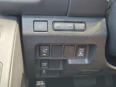 2024 Nissan Frontier Crew Cab 4x2 SL