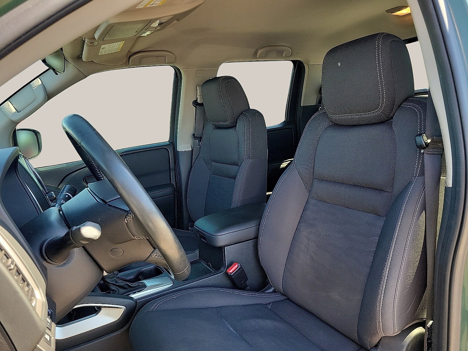 2023 Nissan Frontier Crew Cab 4x4 SV Auto *Ltd Avail*