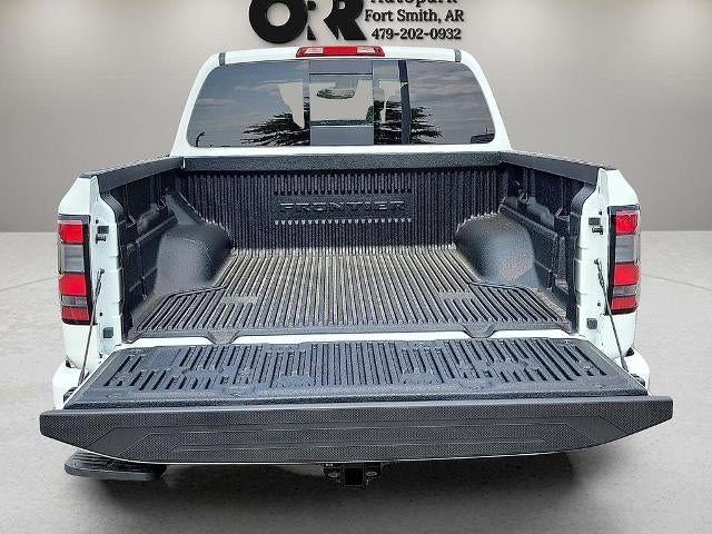 2025 Nissan Frontier Crew Cab 4x4 SV