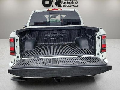 2025 Nissan Frontier Crew Cab 4x4 SV