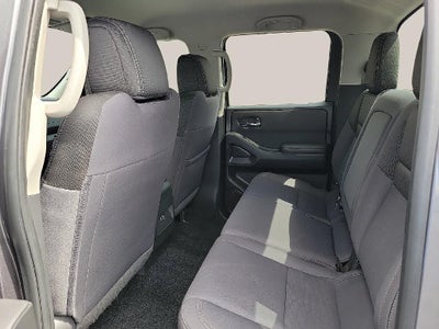 2023 Nissan Frontier Crew Cab 4x4 SV Auto