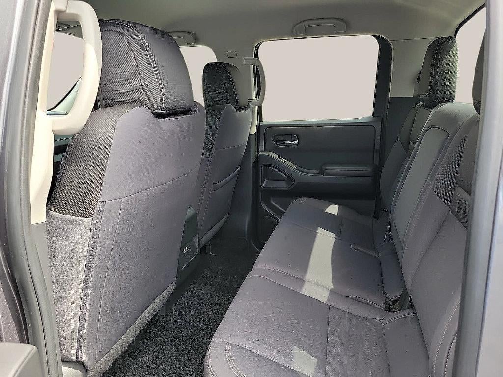 2023 Nissan Frontier Crew Cab 4x4 SV Auto