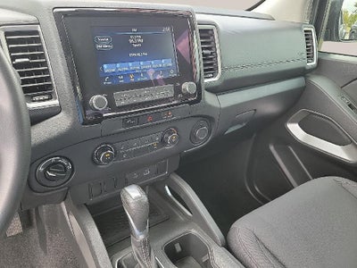 2023 Nissan Frontier Crew Cab 4x4 SV Auto