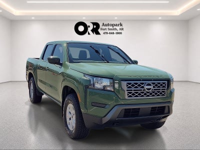 2024 Nissan Frontier Crew Cab 4x4 SV