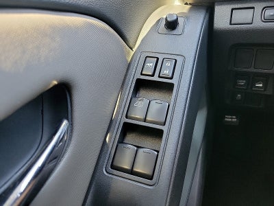 2024 Nissan Frontier Crew Cab 4x4 SV