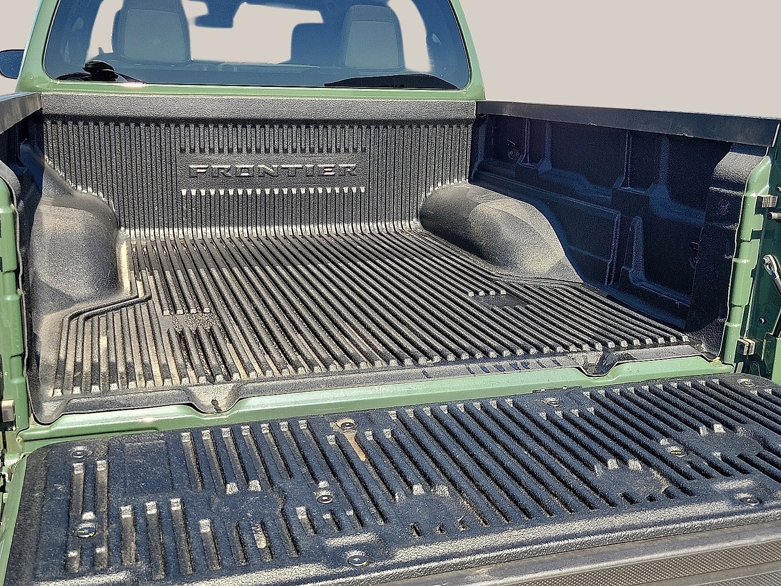 2024 Nissan Frontier Crew Cab 4x4 SV