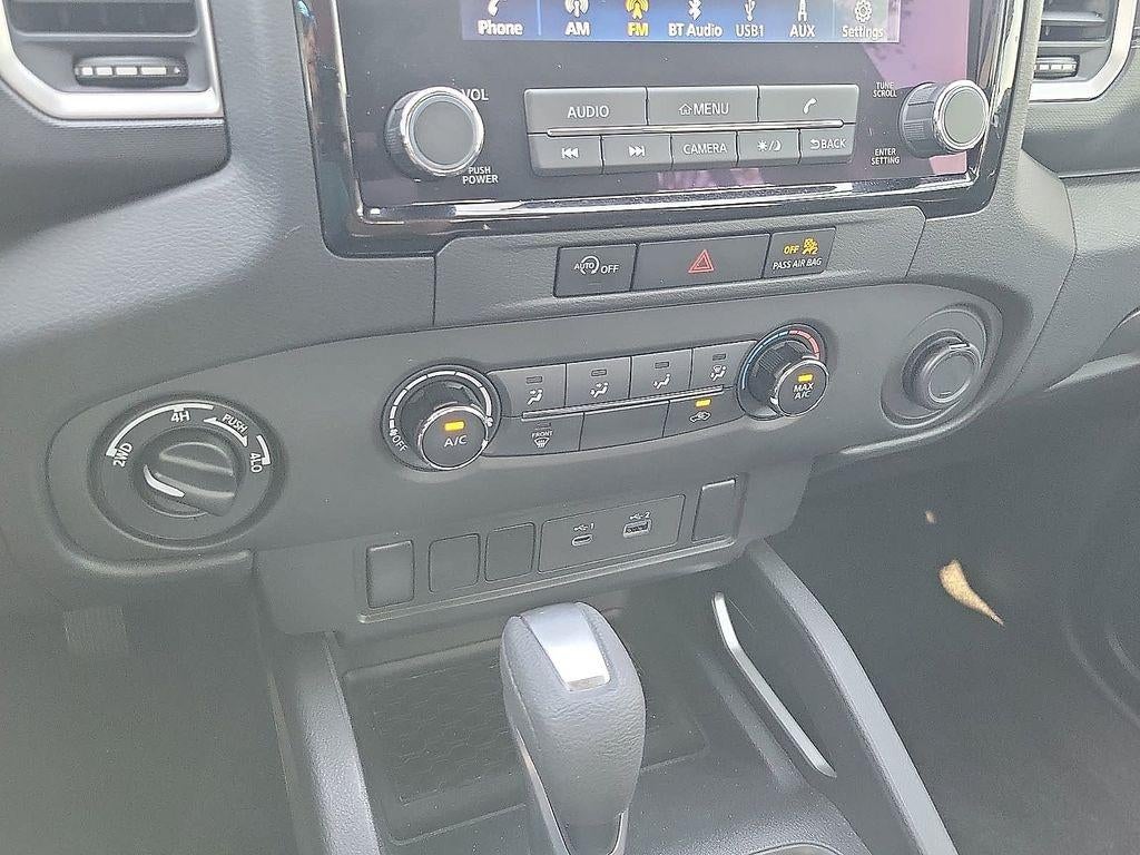 2024 Nissan Frontier Crew Cab 4x4 SV
