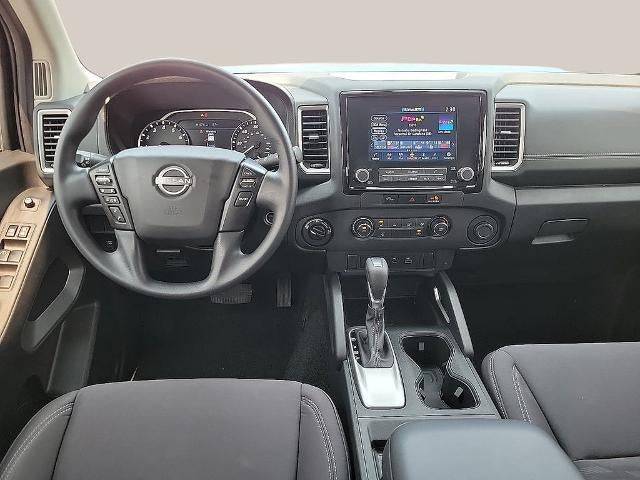 2024 Nissan Frontier Crew Cab 4x4 SV