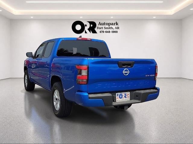 2024 Nissan Frontier Crew Cab 4x4 SV