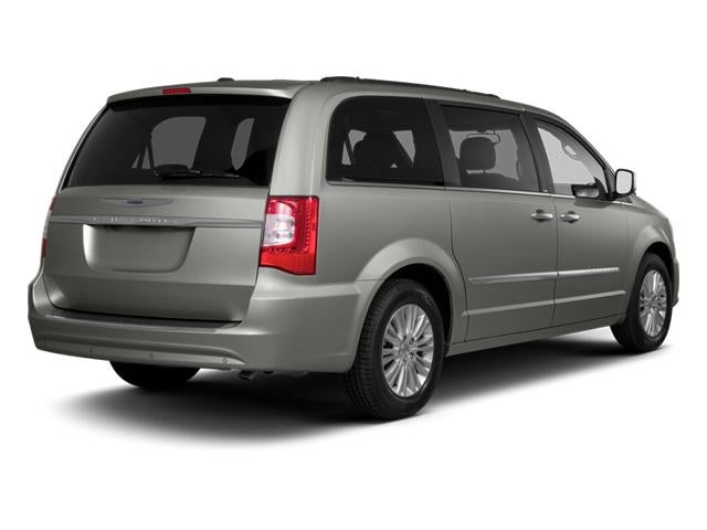 2011 Chrysler Town & Country 4dr Wgn Touring-L