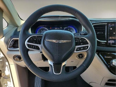 2023 Chrysler Pacifica Touring L FWD