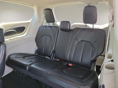 2023 Chrysler Pacifica Touring L FWD