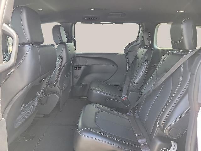 2025 Chrysler Pacifica Select FWD