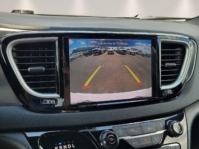 2025 Chrysler Pacifica Select FWD