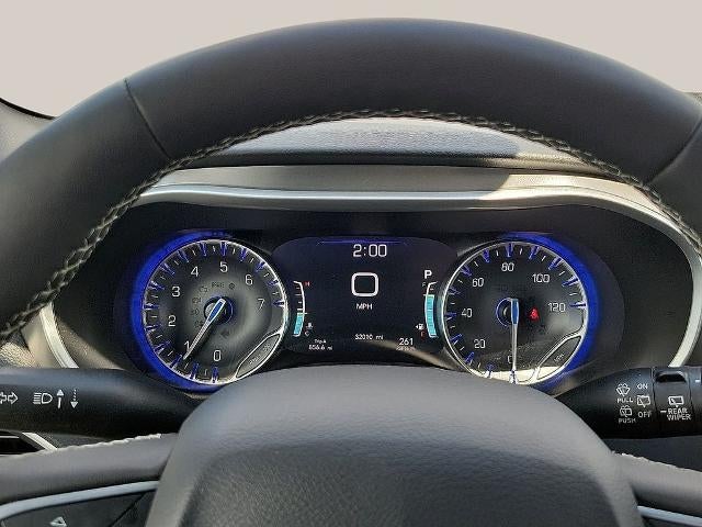 2025 Chrysler Pacifica Select FWD