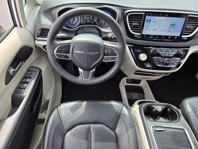 2023 Chrysler Pacifica Touring L FWD