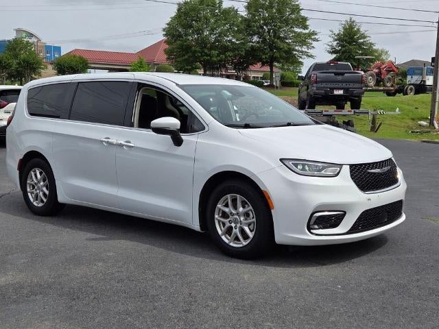 2023 Chrysler Pacifica Touring L FWD