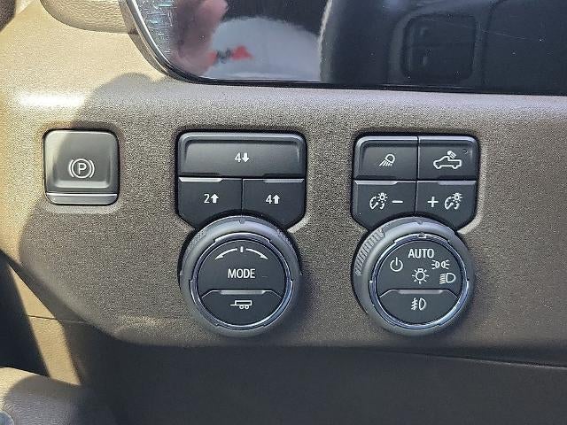 2024 Chevrolet Silverado 2500 HD Crew Cab Standard Box 4-Wheel Drive LT