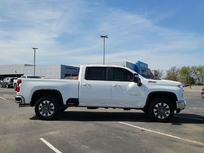 2024 Chevrolet Silverado 2500 HD Crew Cab Standard Box 4-Wheel Drive LT