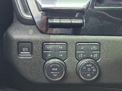 2022 Chevrolet Silverado 1500 Crew Cab Short Box 4-Wheel Drive High Country