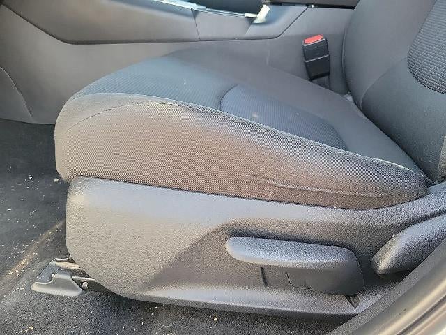 2025 Toyota RAV4 LE AWD (Natl)