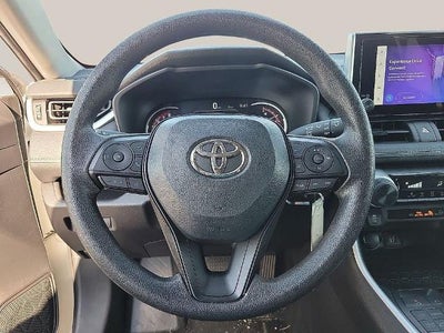 2025 Toyota RAV4 LE AWD (Natl)