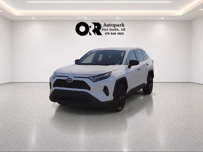 2025 Toyota RAV4 LE AWD (Natl)