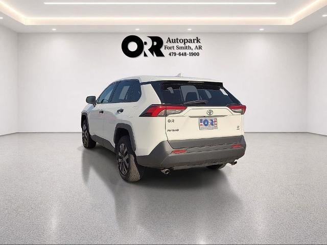 2025 Toyota RAV4 LE AWD (Natl)