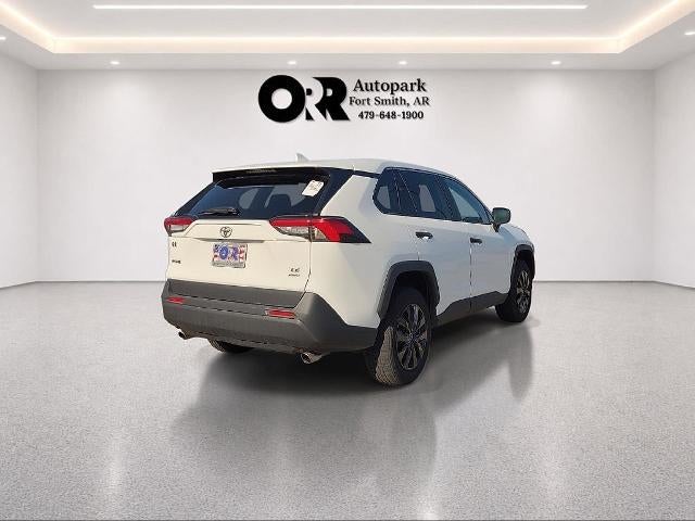 2025 Toyota RAV4 LE AWD (Natl)