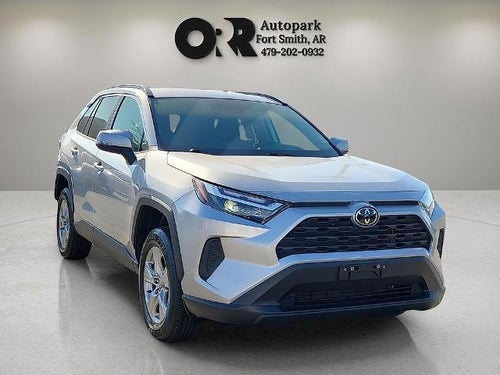 2025 Toyota RAV4 XLE FWD (GS)