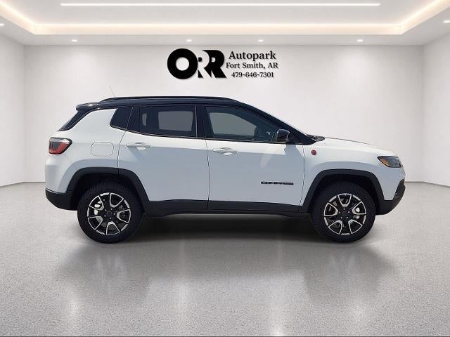 2025 Jeep Compass Trailhawk 4x4