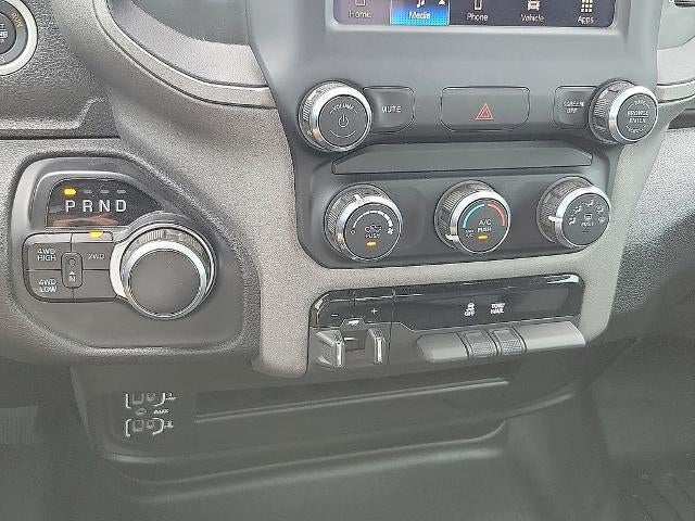 2024 RAM 3500 Tradesman 4x4 Reg Cab 8' Box