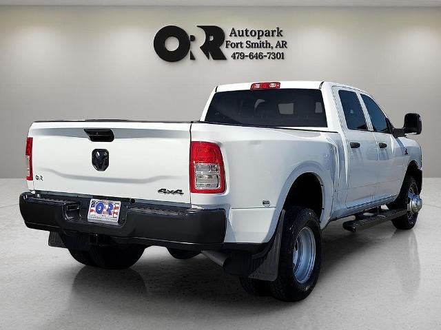 2024 RAM 3500 Tradesman 4x4 Crew Cab 8' Box