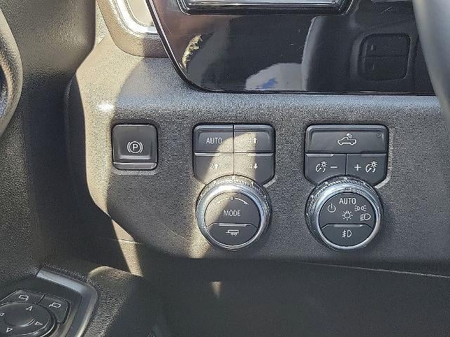 2024 GMC Sierra 1500 Crew Cab Short Box 4-Wheel Drive Elevation 3SB