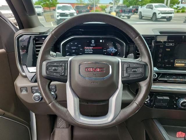 2022 GMC Sierra 1500 Crew Cab Short Box 4-Wheel Drive SLT