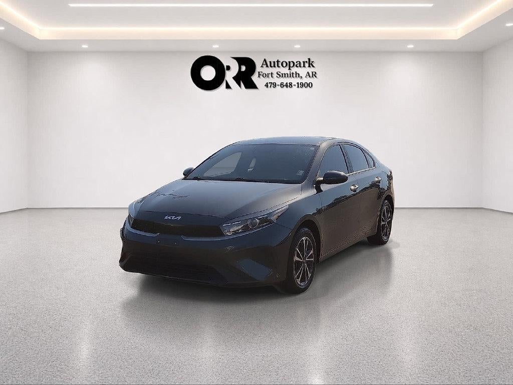 2024 Kia Forte LXS IVT